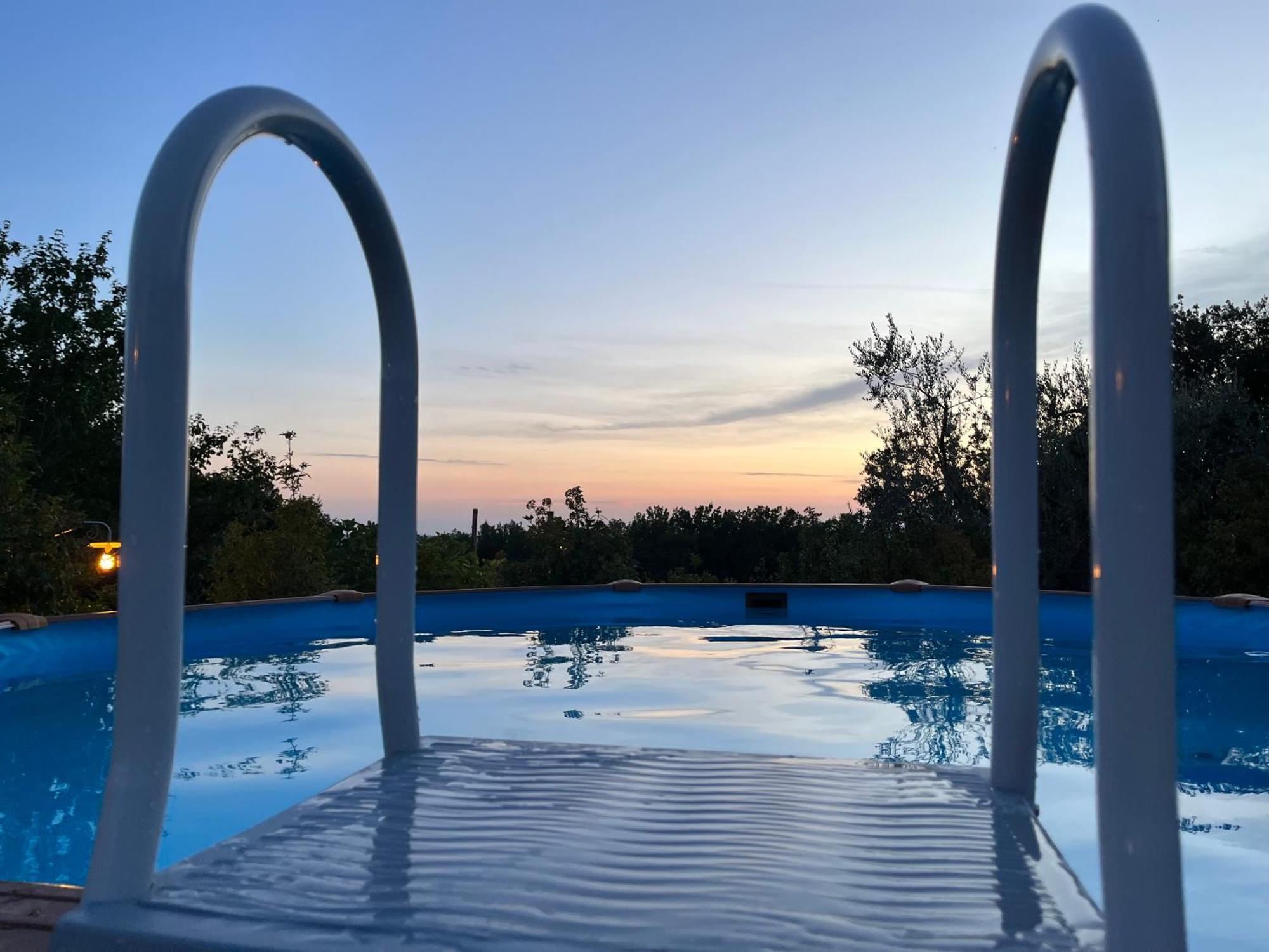 Agriturismo Podere Dell' Olmo 阿米里亚 外观 照片